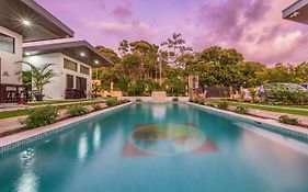 Shalom Chamo Villas